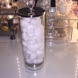 Cotton ball or straw holder